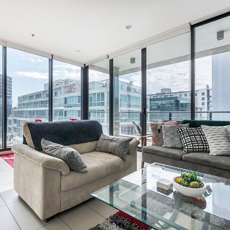Light, Airy, Spacious Queens Road Apartment 멜번 외부 사진